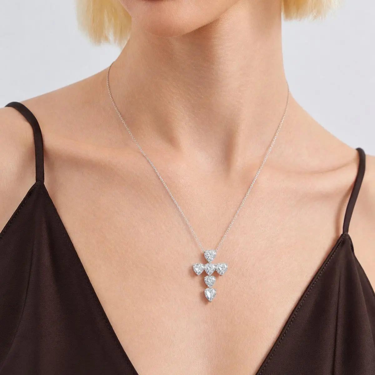 Cruz Necklace