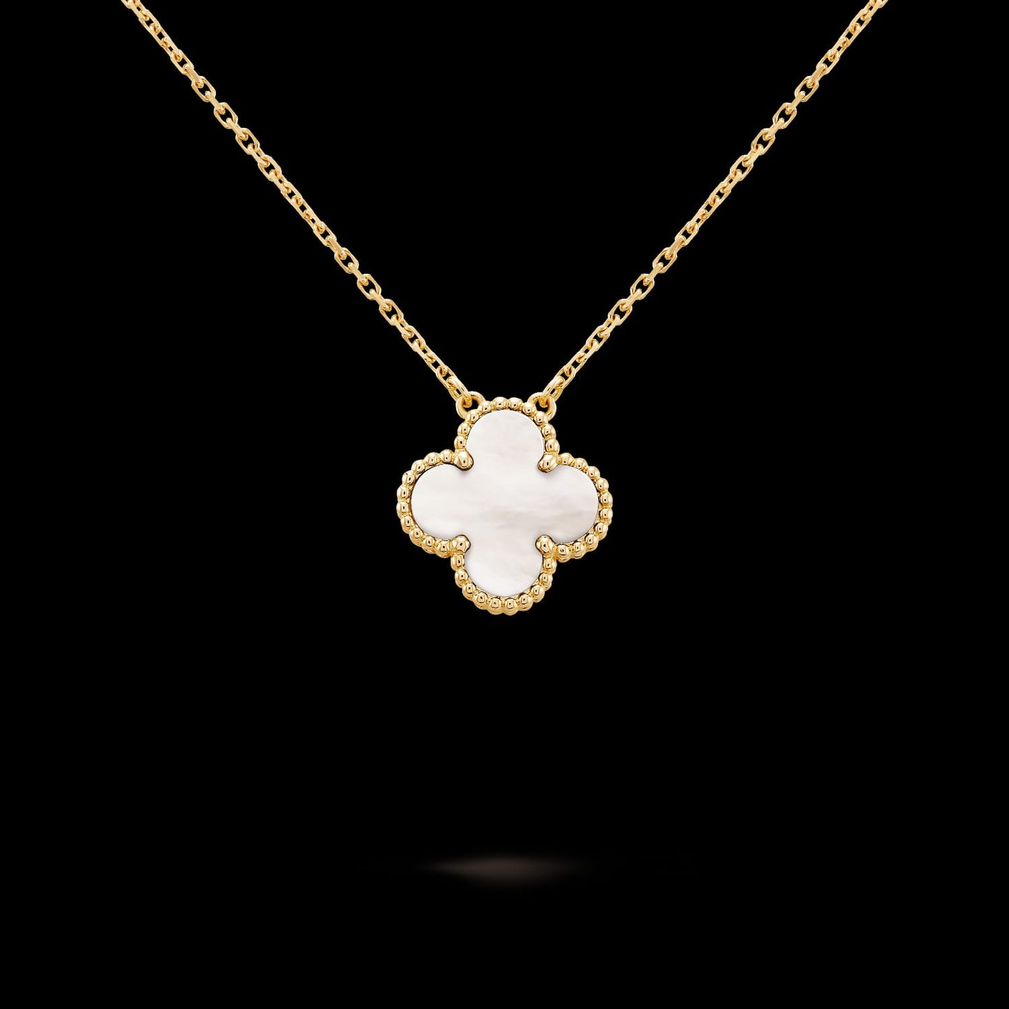 Trebol Necklace Medium