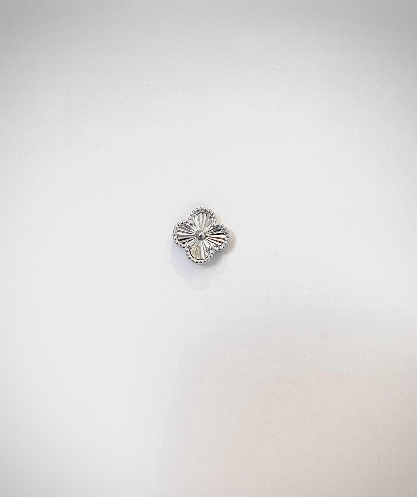 Trebol Diamantado Earrings