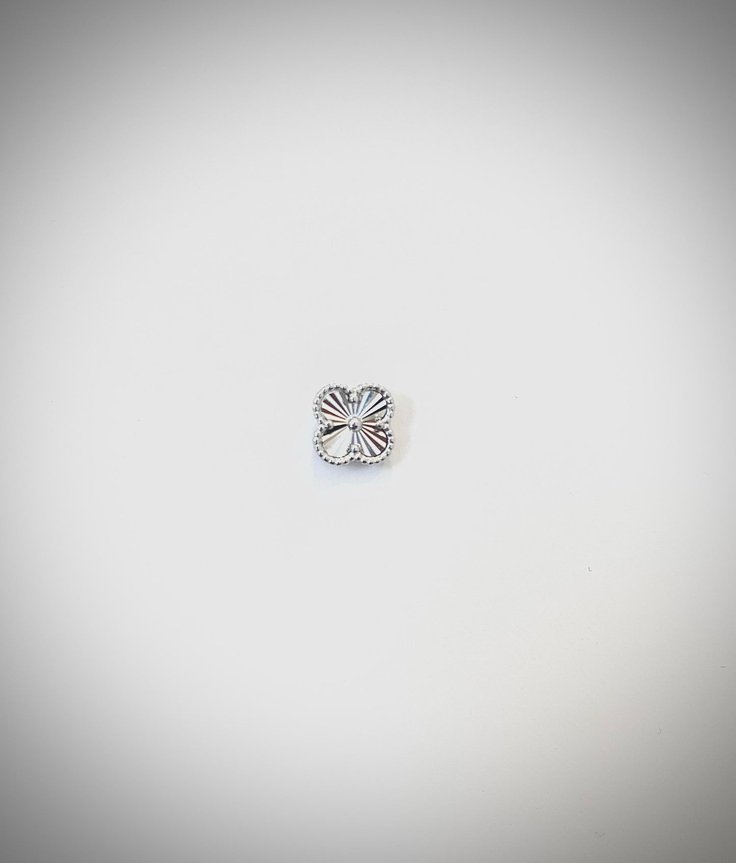 Trebol Diamantado Earrings