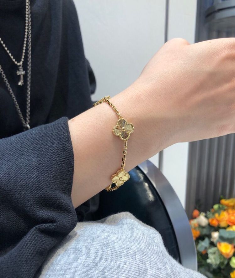 Golden Flower Bracelet