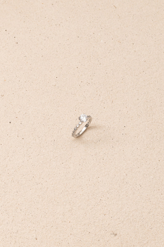 Lustrous Solitaire Ring