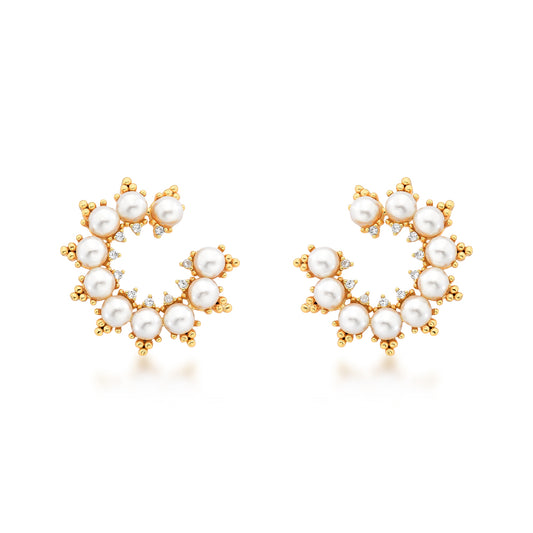 Delicate Pearls Stud Earrings