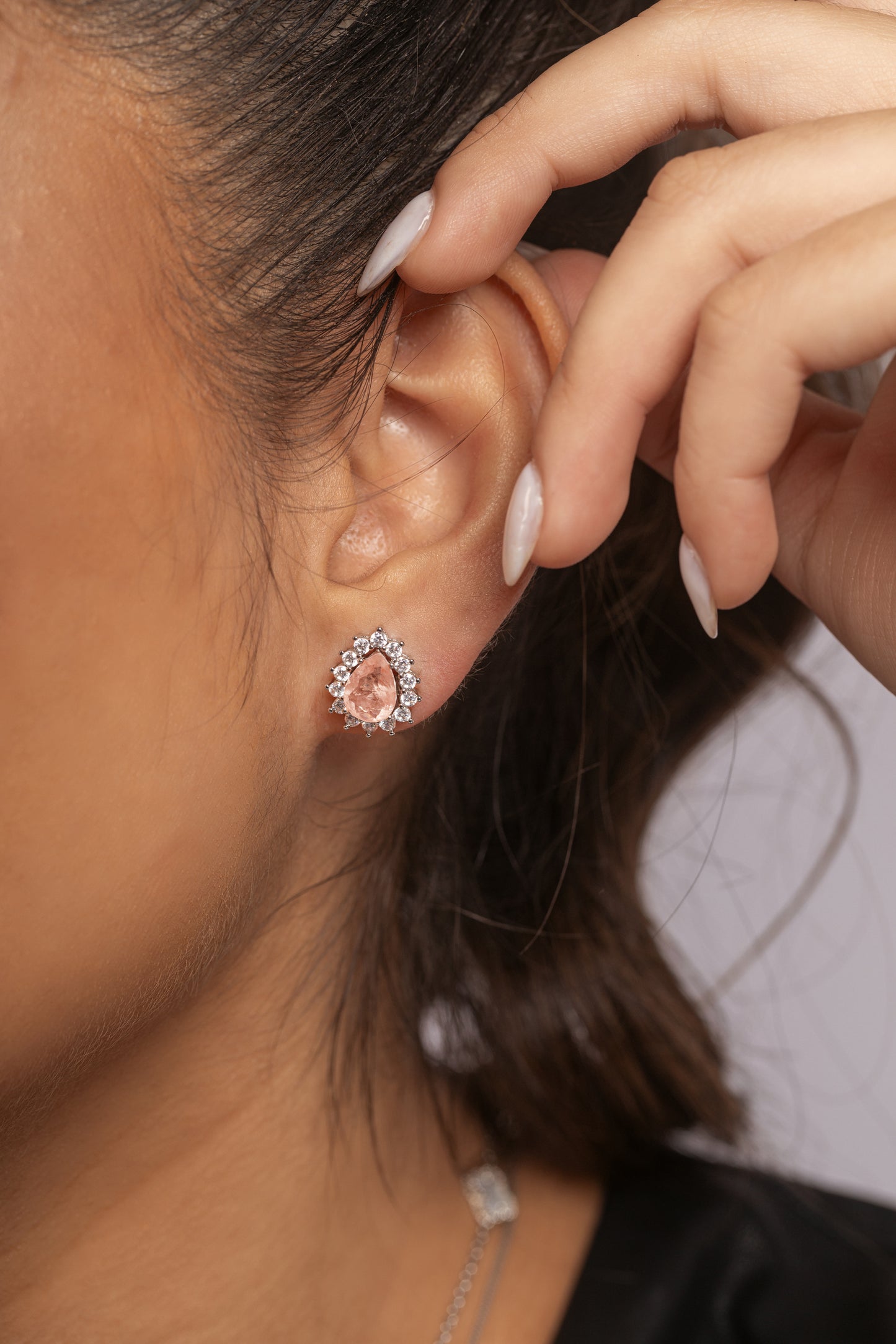 Drop Morganita Stud Earring